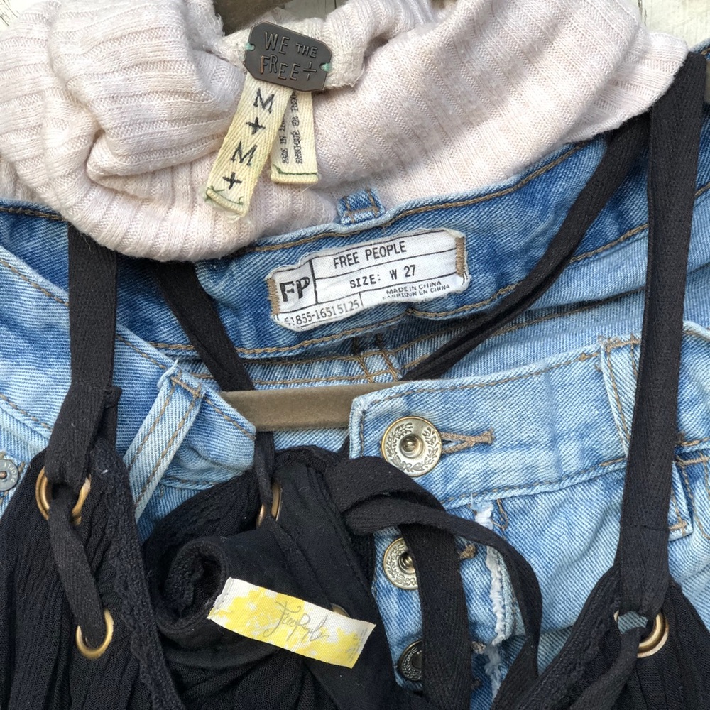FREE PEOPLE LOT high wasted shorts turtleneck